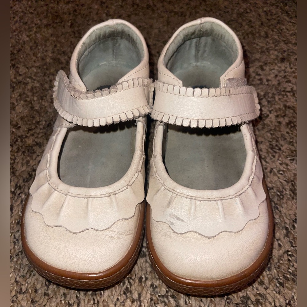 Livie and Luca girls shoes size 9 VGUC
